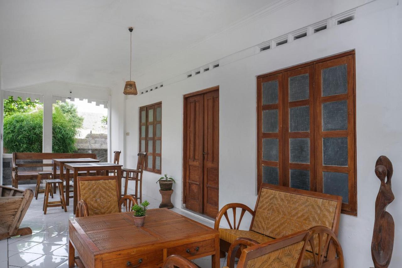Hotel Oyo 287 Rumah Eyang Near Rsud Kota Yogyakarta Esterno foto