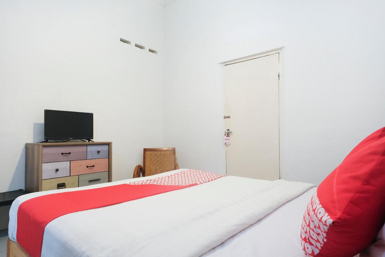 Hotel Oyo 287 Rumah Eyang Near Rsud Kota Yogyakarta Esterno foto