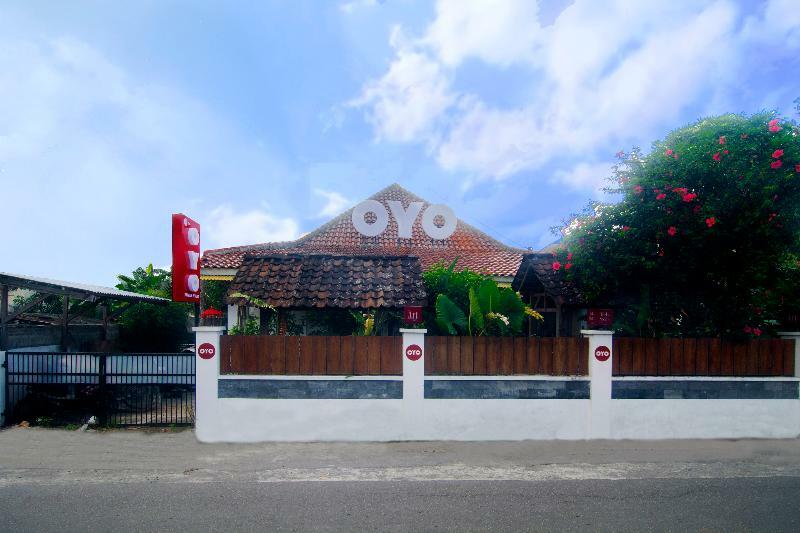 Hotel Oyo 287 Rumah Eyang Near Rsud Kota Yogyakarta Esterno foto
